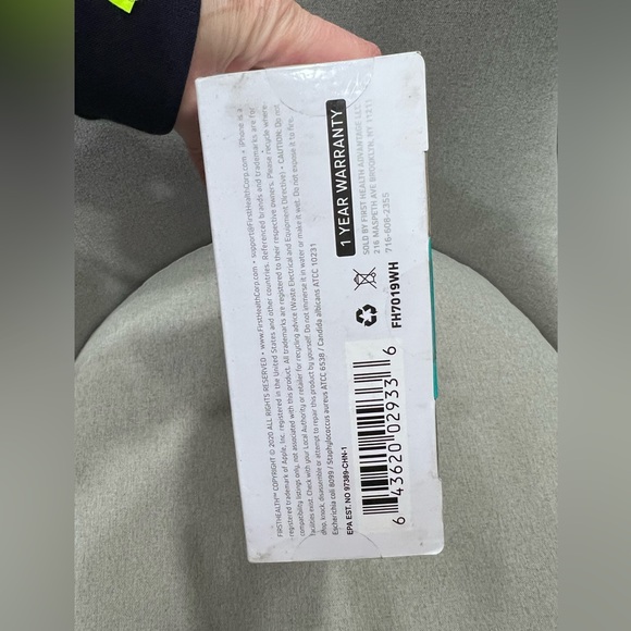 First Health UV Light Sanitizer, |Sterilizer Box for Smartphones, accessories - Picture 7 of 8